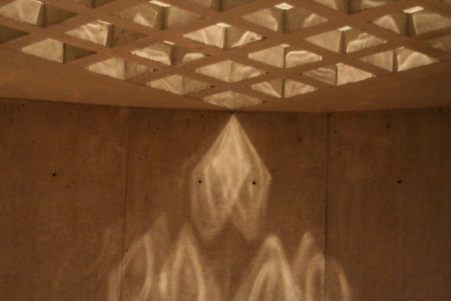Louis Kahn British Art Ceiling